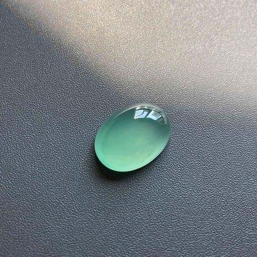 高冰种晴水绿翡翠大蛋面 商品图1