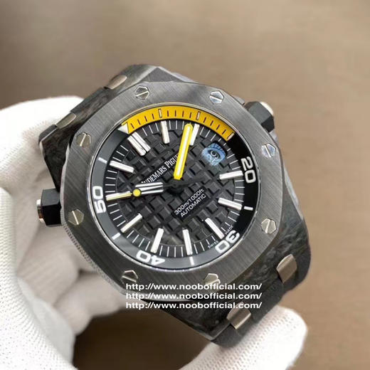 JF厂神器  爱彼AP 皇家橡树离岸型DIVER潜水腕表，升级版锻造碳纤维 15706,其升级特点:1.面玻璃升级为超通透性2.圈口内影升级更接近正品3.表面升级为CD纹效果 商品图6