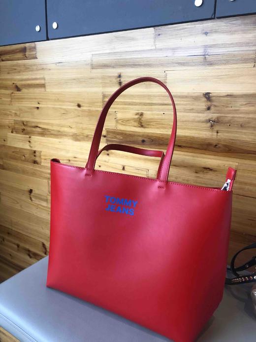 Tommy jeans 红色女款时尚休闲托特包 商品图1