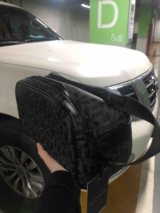Tommy男士生活用品精致小包 官网60英镑 商品图5
