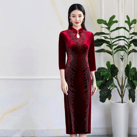 MLY-60700秋高档钉珠旗袍立领中老年阔太太金丝绒开叉裙