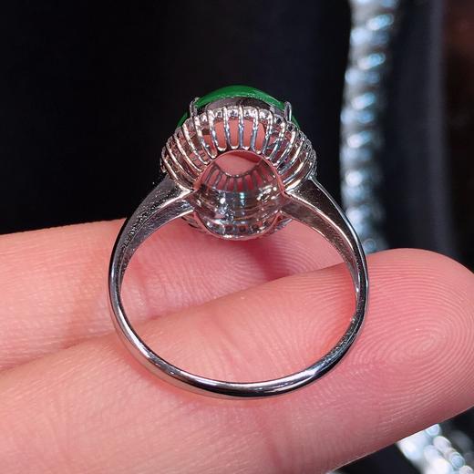 满绿蛋面戒指翡翠蛋面戒指满色辣绿经典款式时尚百搭18k金钻石镶嵌