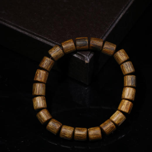 BC.10.15-1   白棋9.9分沉桶珠-10.17g 商品图0