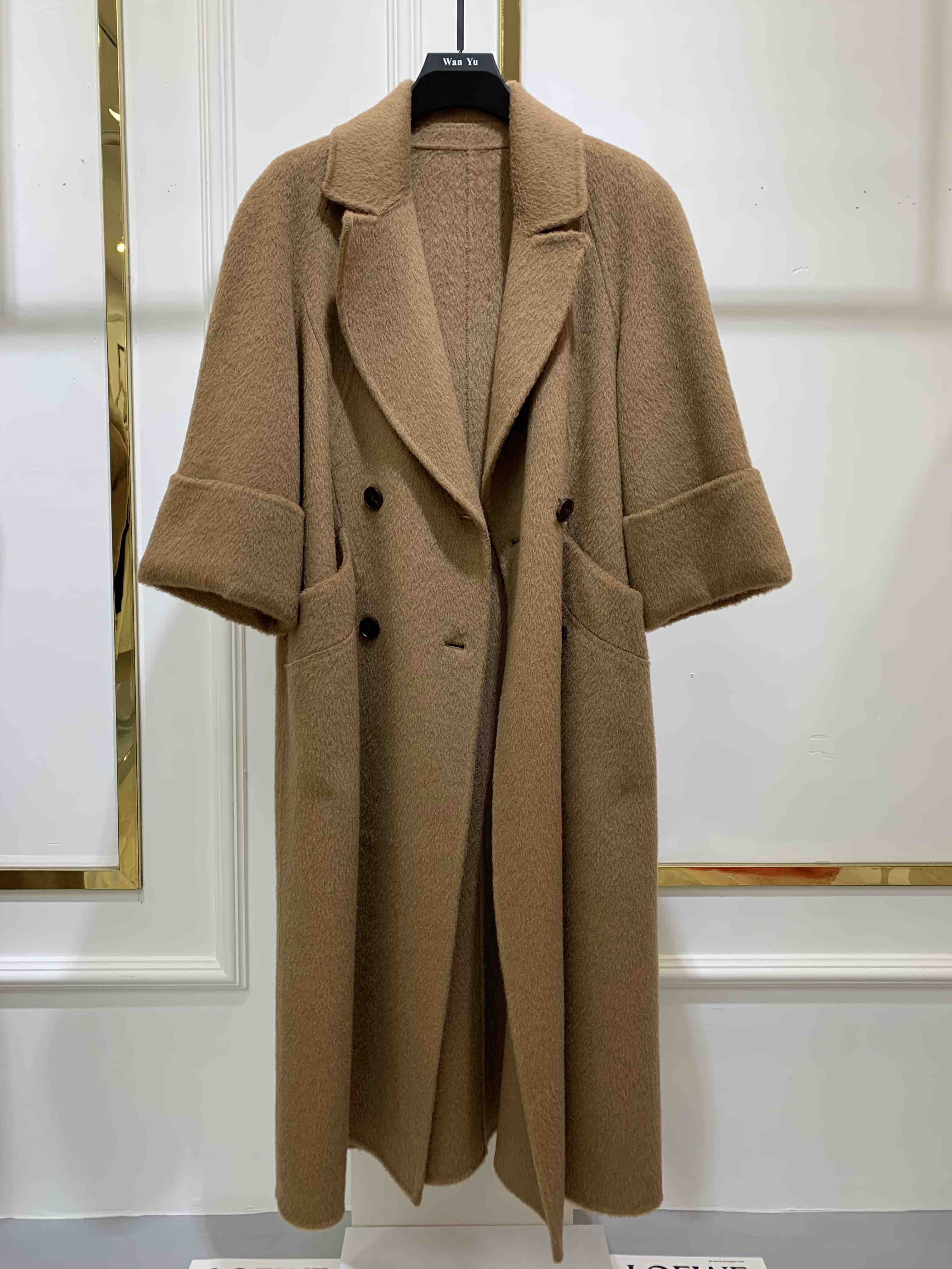 20228-骆驼绒大衣