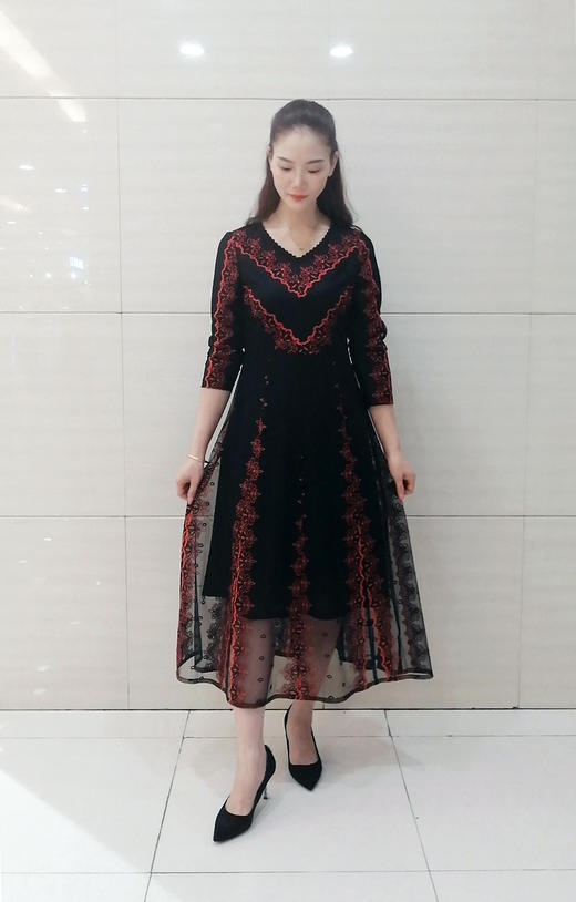 3s5573丹色连衣裙秋装时尚系列