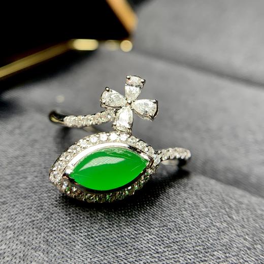 精品翡翠戒指特秒不议价时尚设计款推荐18k金钻石镶嵌料子细腻水润