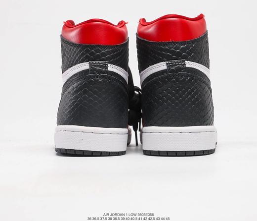 耐克NIKE Air Jordan 1 Retro High OG"Satin Snake"AJ1代经典复古高帮百搭文化篮球鞋“芝加哥白黑蛇纹” 商品图5