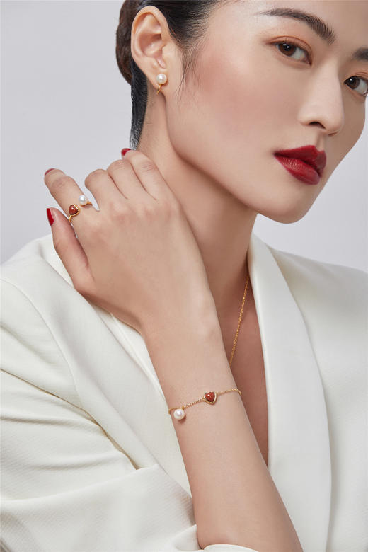 Pearl moments 珠玉系列 南红小心心珍珠手链 商品图1