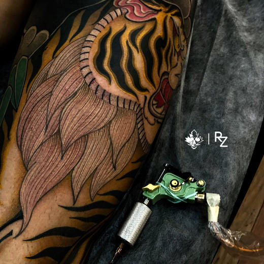 红叶纹身机红叶RZ新款马达纹身机无氧铜机身CNC惊蛰刺青纹身器材 商品图3