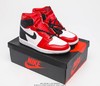 耐克NIKE Air Jordan 1 Retro High OG"Satin Snake"AJ1代经典复古高帮百搭文化篮球鞋“芝加哥白黑蛇纹” 商品缩略图1