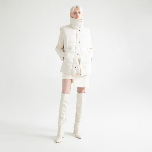 侧收腰中长款羽绒服 - 逐衣zoeyclub总店