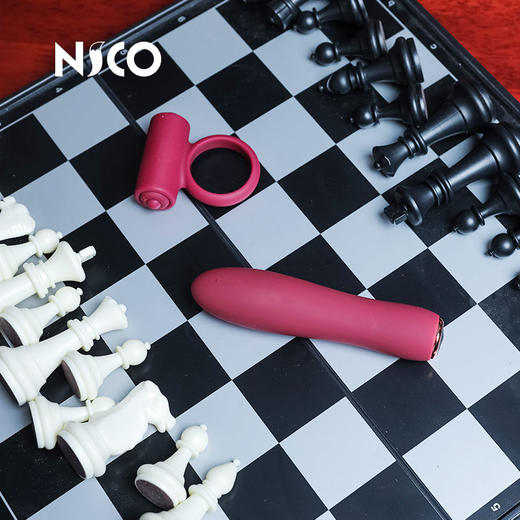 SHAKI 夏奇 绑缚·双鱼SM套装(乳夹+锁精环+震动棒+捆绑带+低温蜡烛+调情棒+口塞+响拍+眼罩） 商品图1