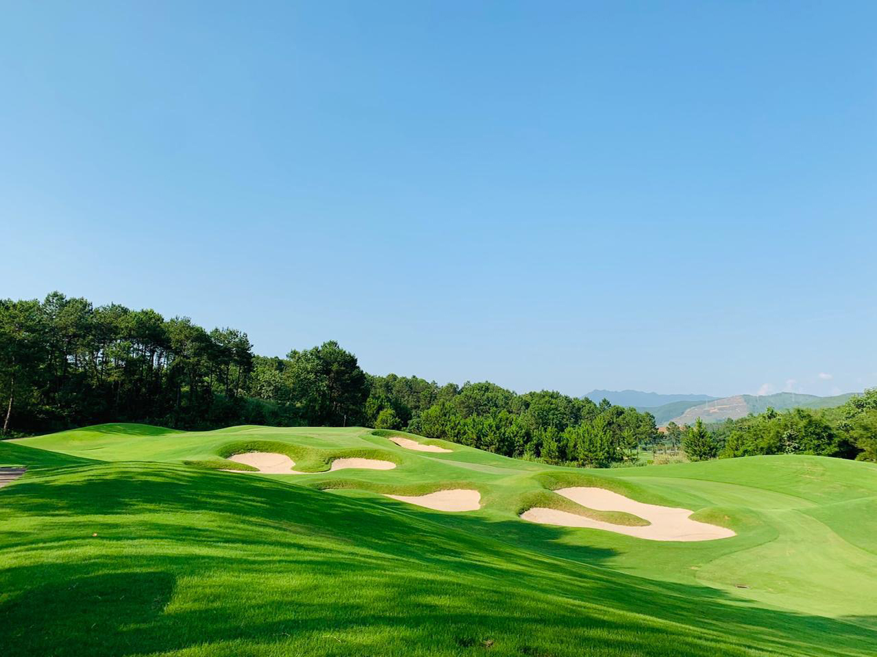 广东韶关银山高尔夫球会