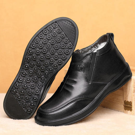 PDD-DAGNNX201019新款男士加绒保暖防滑棉皮鞋TZF 商品图5