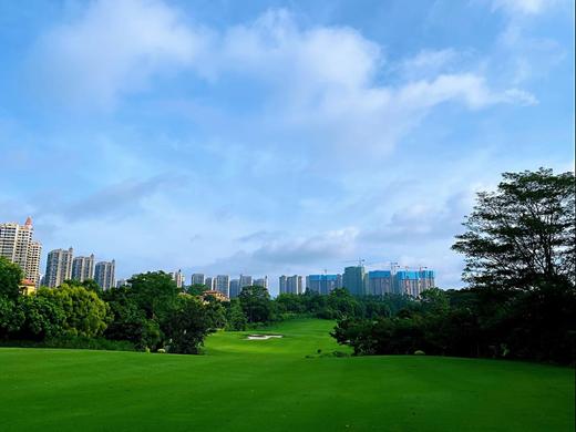 广西南宁嘉和城温泉高尔夫球会 商品图1