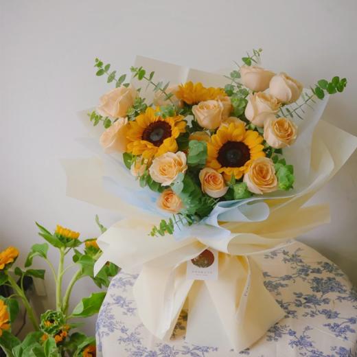 《散文诗》- 向日葵玫瑰花束 商品图2