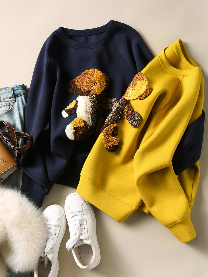 立体小熊舒适柔软太空棉减龄套头宽松卫衣女yxf1062