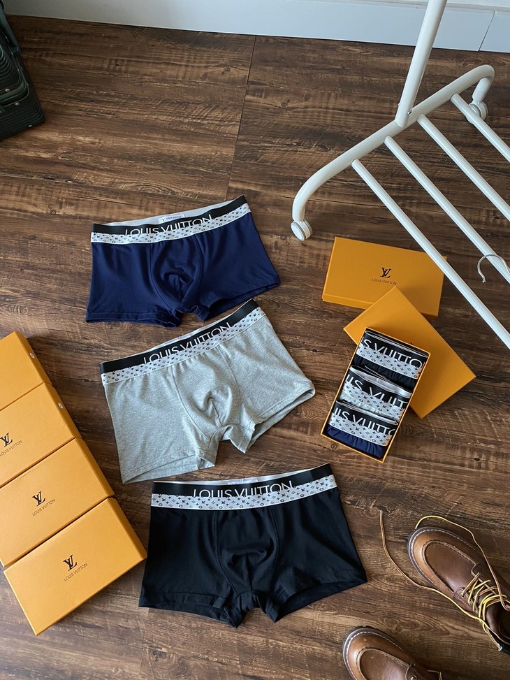 点此购买lv男款黑白老花纯棉平角内裤左162590