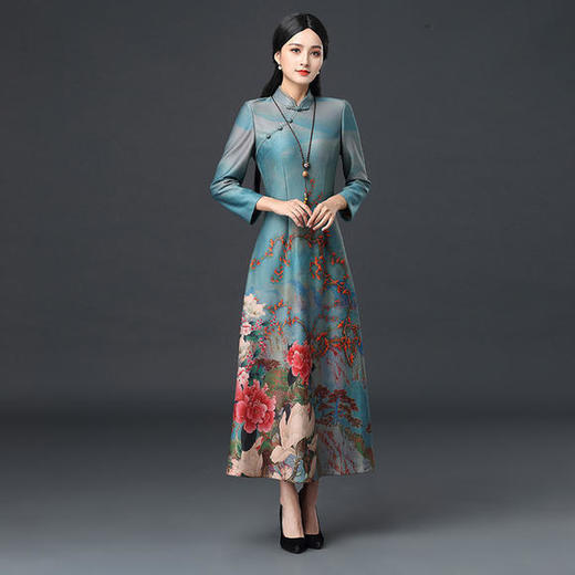 DNS-2047修身舒适长款长袖鹿皮绒加厚高档宴会旗袍 商品图2