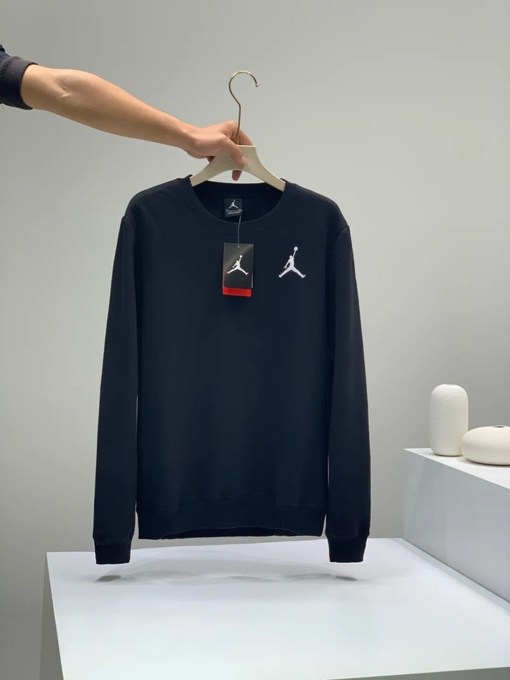 jd飞人乔丹基础常青款刺绣加绒卫衣