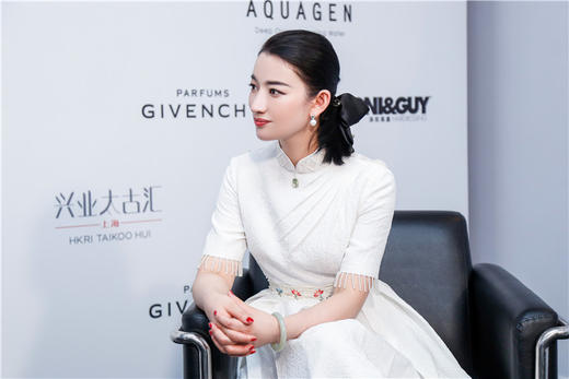 【明星同款】荷言HEYEN 凝眸似水 白色真丝冠乐绉礼服裙莲花手绣腰封 商品图5