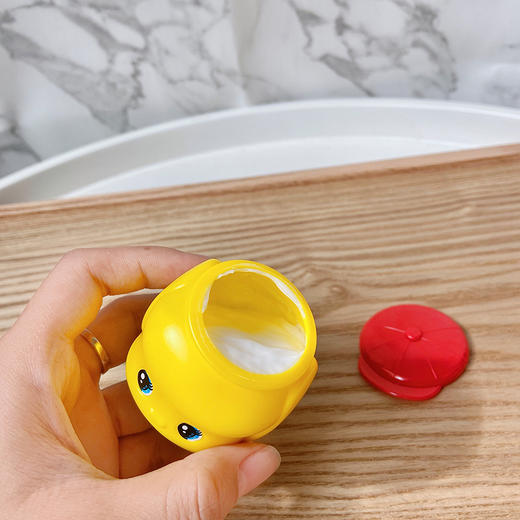 预售5-7天日本Fueki小黄鸭儿童面霜50g 告别“苹果脸” 守护娇嫩小脸蛋 含天然马油 滋润补水保湿防皱裂 适合婴儿、儿童、青少年、敏感肌 湖州仓 商品图4