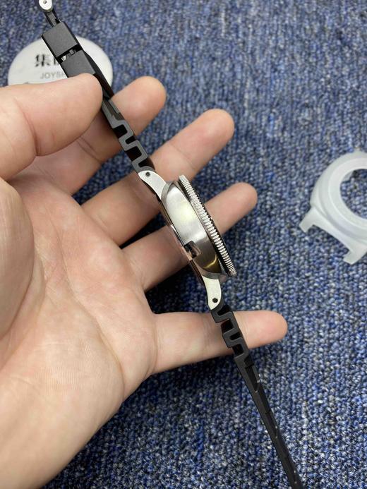 VS新品：沛纳海 Pam683 ，10月24日限量发售42mm。亚洲手腕标准尺寸。找Pam682、Pam684的 商品图3