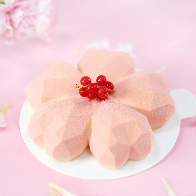 初樱（樱桃白桃乌龙慕斯）