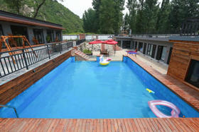 北京慢姑娘依山靠泉轰趴馆