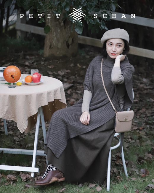 PETIT SCHAN小闪 CLO#007 Magic Pocket II 魔法斗篷 重磅牦牛绒设计款不对称斗篷式背心裙 商品图10