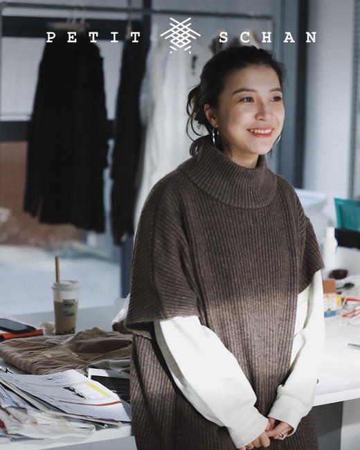 PETIT SCHAN小闪 CLO#007 Magic Pocket II 魔法斗篷 重磅牦牛绒设计款不对称斗篷式背心裙 商品图9