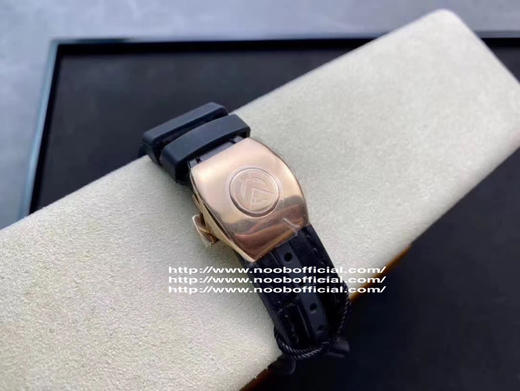 N升级版V45高品质 Franck Muller 法兰克穆勒 44x54 mm1.表壳100%原版开模 特别是三明治结构表壳 中间内侧 黑色的侧槽和把头位置凸出来的黑色色耳位 商品图3