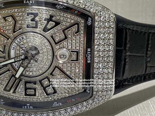 N升级版V45高品质 Franck Muller 法兰克穆勒 44x54 mm1.表壳100%原版开模 特别是三明治结构表壳 中间内侧 黑色的侧槽和把头位置凸出来的黑色色耳位 商品图10