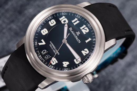 HG宝珀经典优雅的领袖系列 大日历视窗腕表 商品图3