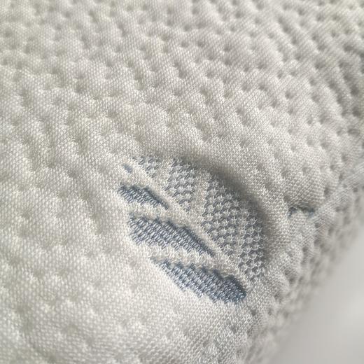 【必败榜——SOFTCARE家庭亲子乳胶枕】现在售卖的除儿童款 都是单独的裸芯哈 侧面全部有打钢印 为客户更直观的看到原料 乳胶含量高达93% 乳胶枕～儿童青少年成人家庭款 商品图8