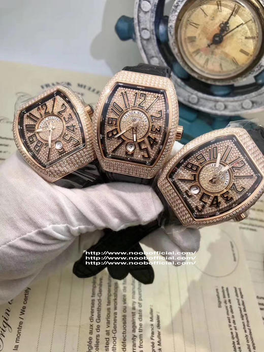 N升级版V45高品质 Franck Muller 法兰克穆勒 44x54 mm1.表壳100%原版开模 特别是三明治结构表壳 中间内侧 黑色的侧槽和把头位置凸出来的黑色色耳位 商品图12