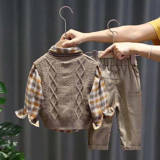 童装男童秋冬套装男宝宝洋气毛衣马甲儿童韩版休闲加厚加绒三件套 商品图4