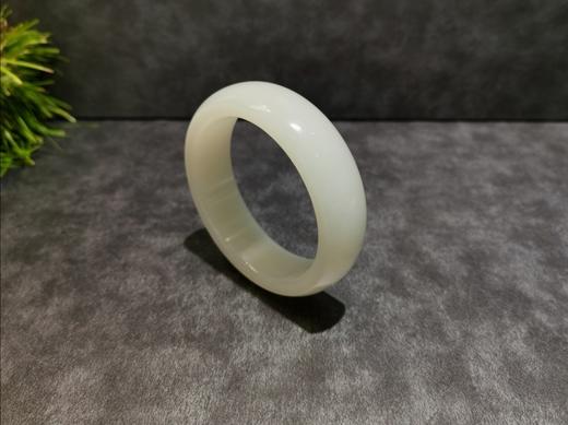 【御珠宫坊·传承系列】羊脂白玉手镯57mm 商品图1