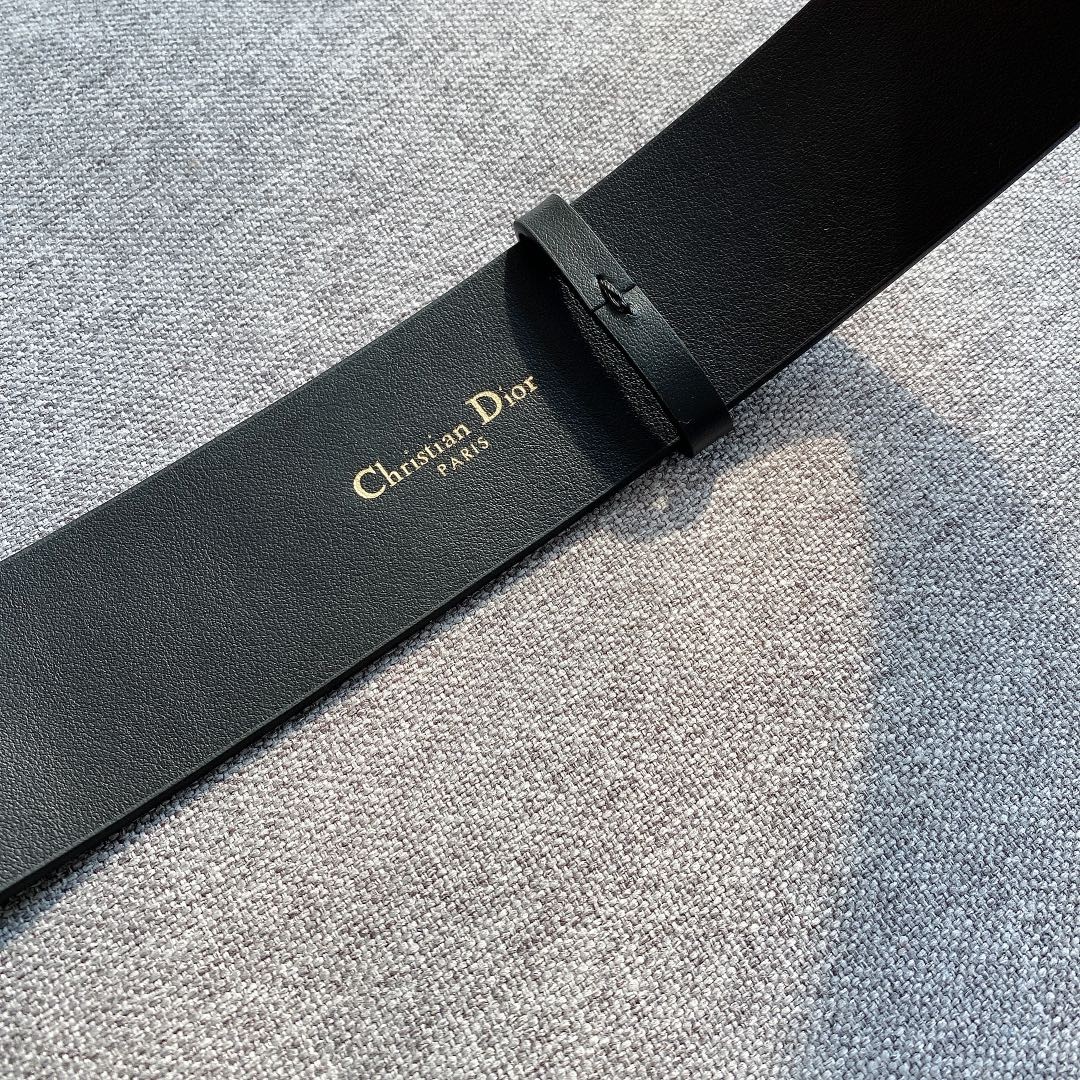 cd金属头复古腰带皮带