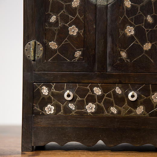 清 紫檀嵌银丝梅花冰裂纹顶箱柜摆件 - 明清家具研习社