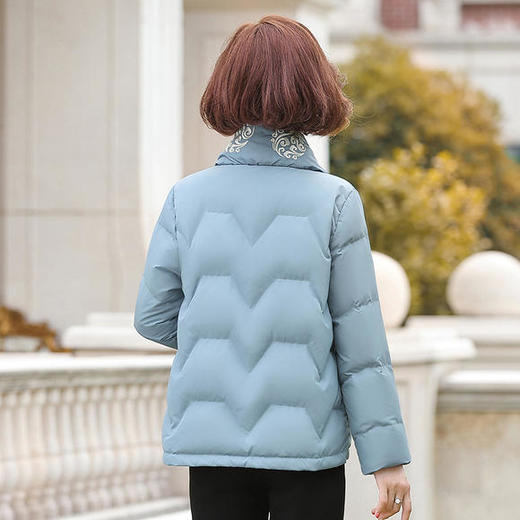 YCE-9-8610休闲时尚显瘦立领羽绒服外套 商品图3