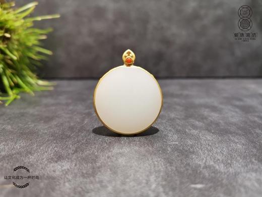 【御珠宫坊】金镶羊脂白玉圆牌 商品图0