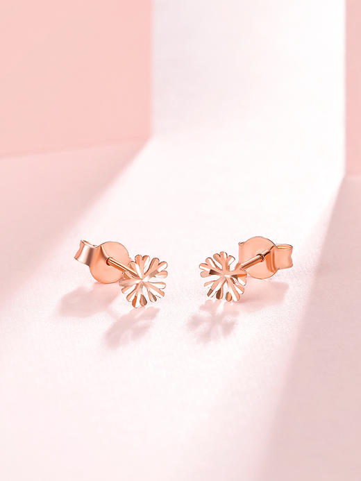 周六福18K金耳钉女多彩正品Au750彩金玫瑰金小雪花小耳环耳饰 商品图3