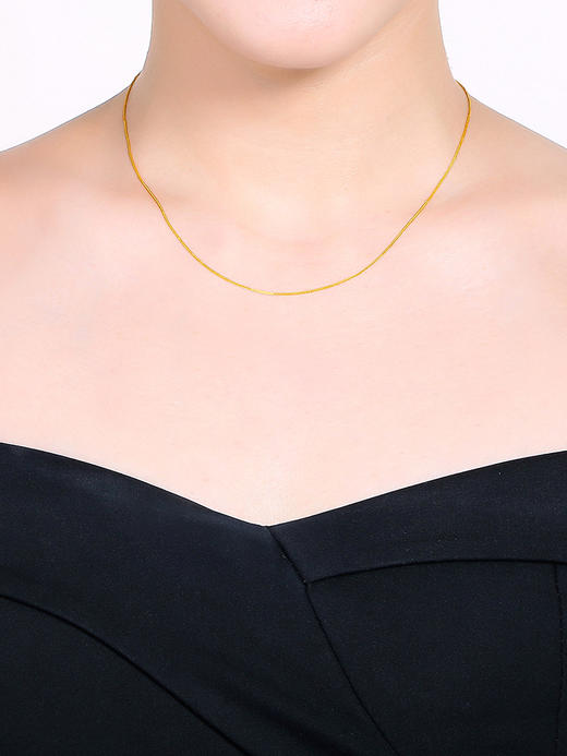 周六福 三色18K金肖邦链 锁骨链 多款可选项链 多彩 商品图4