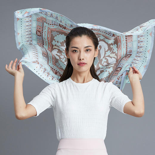 【皇锦】和平鸽真丝丝巾 商品图1