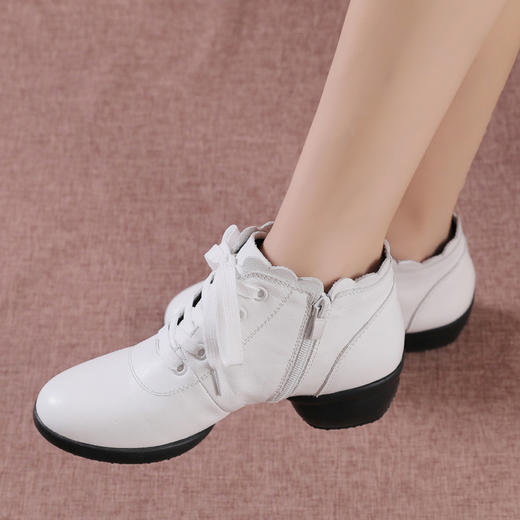 优质头层真皮专业两片底高帮舞鞋（有加绒款） 商品图1