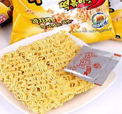 不倒翁干脆面炒年糕90g오뚜기뿌셔뿌셔떡볶이맛90g 商品图3