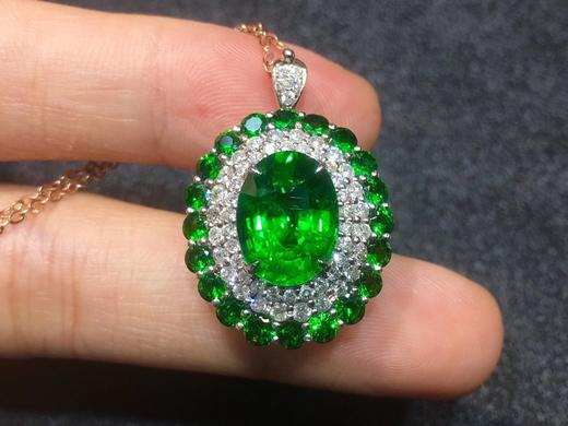 沙弗莱戒指吊坠两用款特秒n明艳祖母绿色调配镶同色系沙弗莱石钻工配