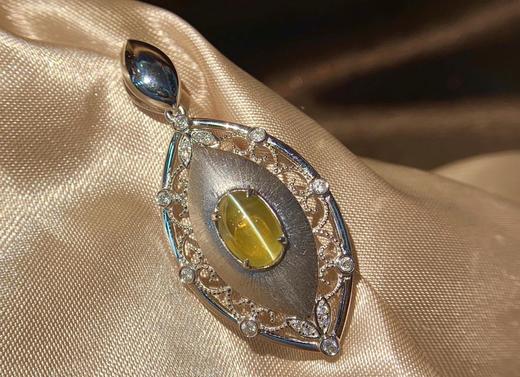 18k金绿猫眼吊坠特秒r高贵眼线蜜糖色匠心演绎时尚华丽st21ctd016ctz4