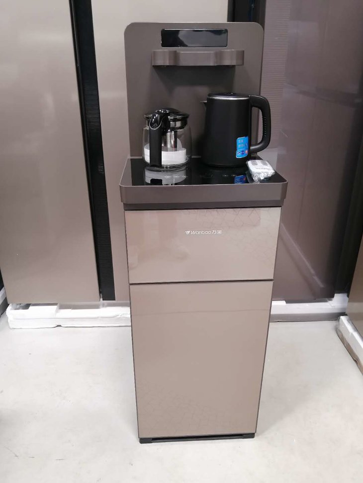 万宝茶吧机带制冷加热香槟金色带遥控器